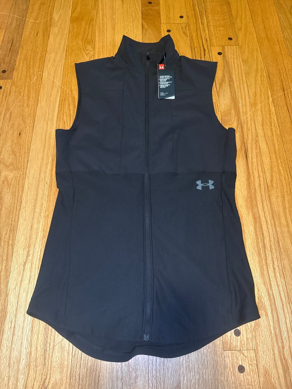 NEW Under Armour Mens Small Fitted Zip Vest Black Lightweight